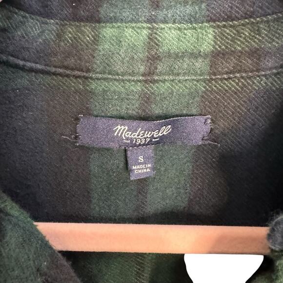 Madewell Oversized Boyshirt Dark Plaid Flannel Button Down Shirt - Picture 3 of 8